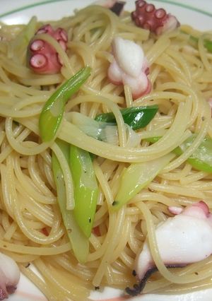ﾀｺと長ﾈｷﾞの和風ﾍﾟﾍﾟﾛﾝﾁｰﾉ-レシピのメイン写真