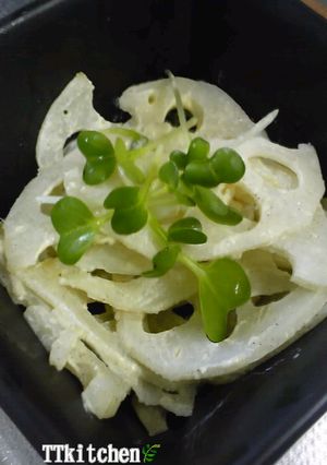 *夕飯*箸やすめ*お弁当にも蓮根サラダ-レシピのメイン写真