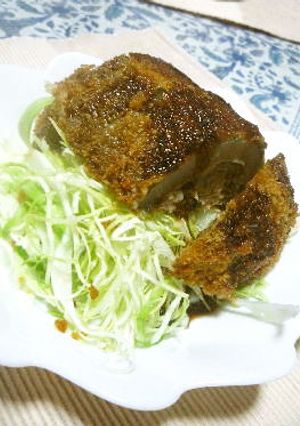 アケビの皮で 肉詰めフライ-レシピのメイン写真