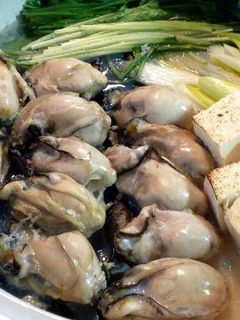 お鍋風?牡蠣の昆布酒蒸し♡熱々が最高!-レシピのメイン写真