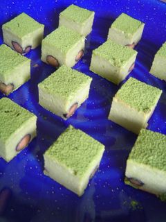 ☆驚き新食感!もちもちチーズケーキ抹茶☆-レシピのメイン写真
