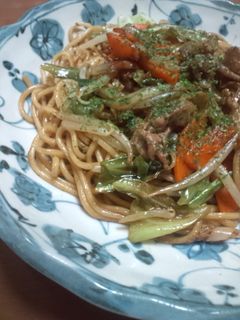 安い麺で美味しい焼きそば。-レシピのメイン写真