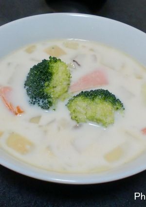 サーモンとミルクのスープ（＾＾！-レシピのメイン写真