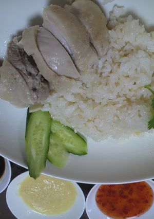 お店の味を再現！＜海南チキンライス＞-レシピのメイン写真
