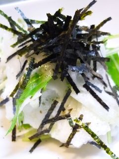 ピーラーで簡単!水菜と長芋の和風サラダ-レシピのメイン写真