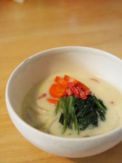 ほうれん草とにんじんの豆乳スープ-レシピのメイン写真