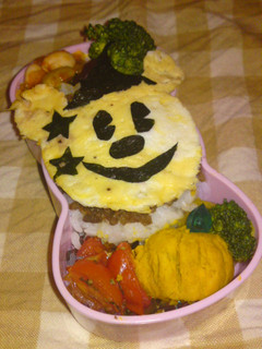 ハロウィンミッキー♪キャラ弁-レシピのメイン写真