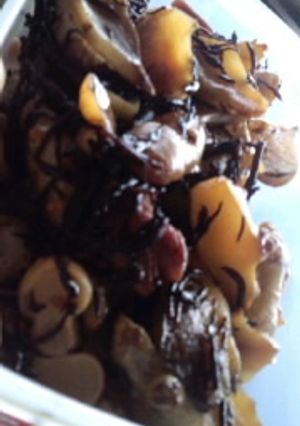 菊芋とひじきの梅煮-レシピのメイン写真