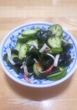 わかめ・きゅうり・かにかまの酢の物♪-レシピのメイン写真