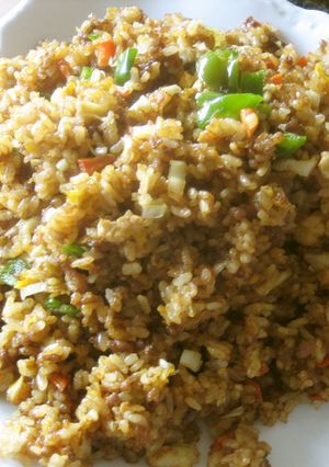 カレールウを使って…♪カレーチャーハン-レシピのメイン写真
