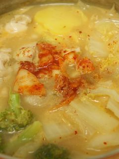 鶏のキムチーズ鍋-レシピのメイン写真