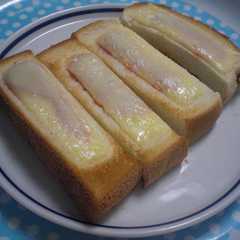 รูปของ 食べやすく♪〔スティック〕トースト