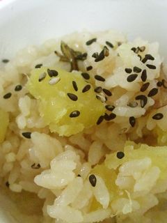 簡単!好評!さつまいもごはん♪-レシピのメイン写真