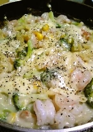 えびとブロッコリーのフライパングラタン-レシピのメイン写真