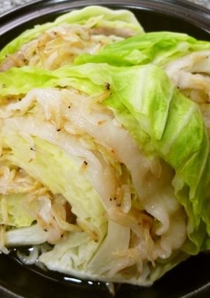タジン鍋で♪豚バラとキャベツの重ね蒸し-レシピのメイン写真