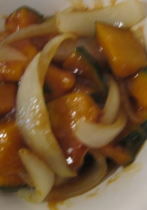 旨みたっぷり☆かぼちゃと玉葱の甘酢炒め-レシピのメイン写真