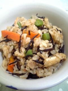 ひじきの炊き込みご飯-レシピのメイン写真