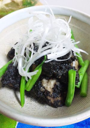まっ黒け～な里芋の黒ゴマ煮♪-レシピのメイン写真