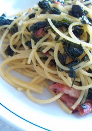セロリの葉の佃煮でスパゲティ-レシピのメイン写真