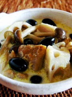 鶏肉とれんこんのスイートスパイシースープ-レシピのメイン写真