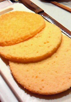 厚さ均一★簡単スポンジケーキのスライス-レシピのメイン写真