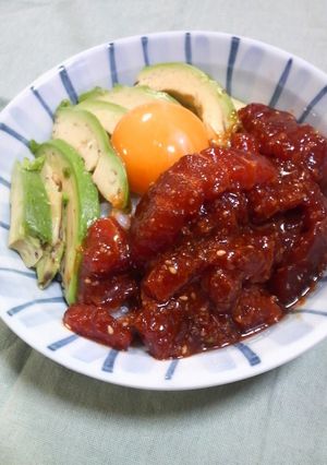 簡単☆韓国風マグロとアボカドのづけ丼-レシピのメイン写真