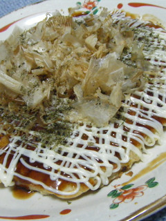 ピリ辛! 合びき肉入りお好み焼き-レシピのメイン写真