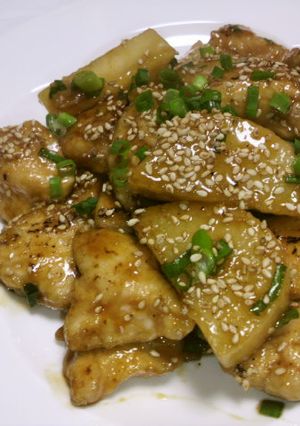 簡単☆鶏胸肉のガーリックごま醤油炒め-レシピのメイン写真