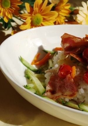 朝食にぴったり☆ベーコン野菜のっけごはん-レシピのメイン写真