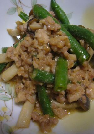 ☆簡単♪インゲンとしめじの肉味噌炒め☆-レシピのメイン写真