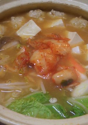 キムチ風味の肉団子鍋-レシピのメイン写真