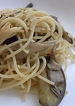 ﾗﾝﾁに♪ｺﾞﾏ香る和風ﾊﾟｽﾀ-レシピのメイン写真