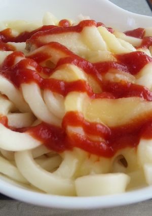 トマチーズスープうどん！？レンジでランチ-レシピのメイン写真