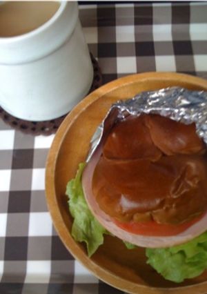 黒糖パンのサンドイッチ-レシピのメイン写真