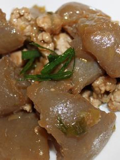コンニャクと豚挽き肉のピリ辛炒め-レシピのメイン写真