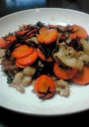 にんじんと豚肉の塩こんぶ炒め☆-レシピのメイン写真