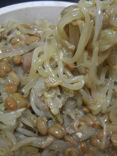 しらたきともやしのツナ玉納豆いため-レシピのメイン写真