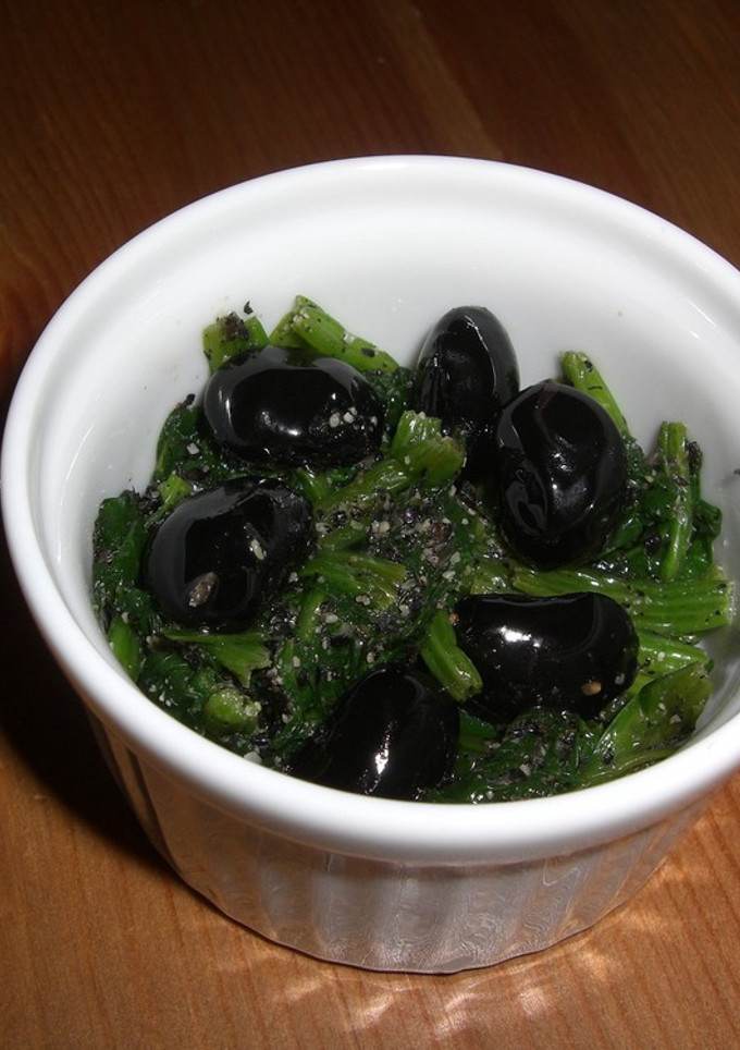ほうれん草の胡麻和え黒豆つき-レシピのメイン写真