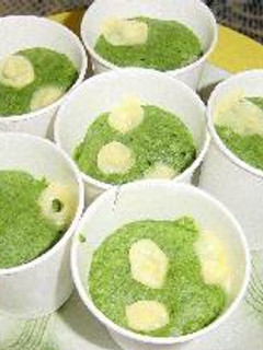 ほうれん草の紙コップケーキ-レシピのメイン写真