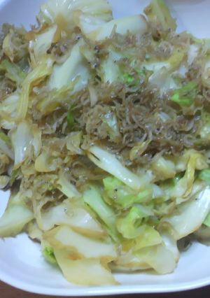 簡単！キャベツとじゃこの醤油炒め-レシピのメイン写真