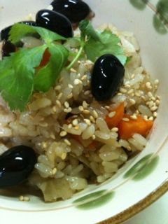 黒豆on炊き込みごはん-レシピのメイン写真