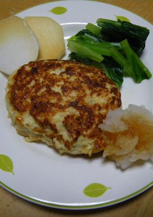 鳥むね肉で作るふっくら豆腐入りハンバーグ-レシピのメイン写真