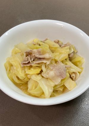 春キャベツと豚バラ肉の煮物-レシピのメイン写真