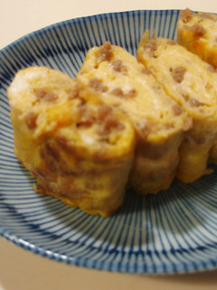 昨日のそぼろで卵焼き。(お弁当に)-レシピのメイン写真