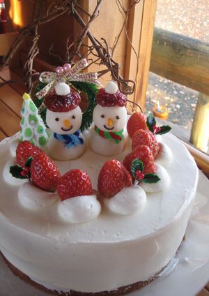 スノーマンのクリスマスケーキ-レシピのメイン写真