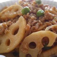 รูปของ れんこんの肉そぼろきんぴら