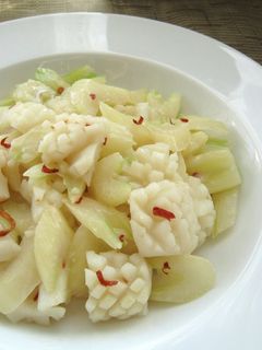イカとセロリの塩炒め-レシピのメイン写真