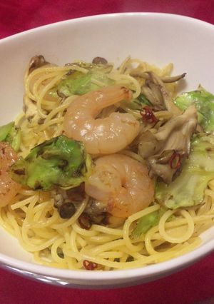 ☆エビとキャベツと舞茸のペペロンチーノ☆-レシピのメイン写真