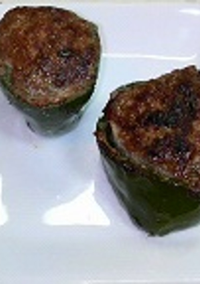 ちょっと変わった形の"ピーマンの肉詰め"-レシピのメイン写真