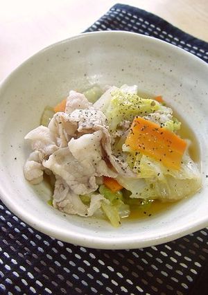 白菜と豚肉のコンソメバター煮。-レシピのメイン写真